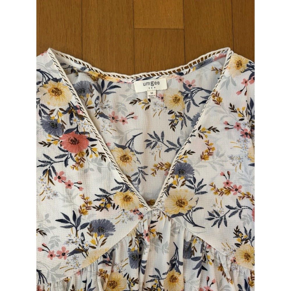 Umgee USA M Floral Boho Tunic Top Bell Sleeve V Neck Peasant Cottagecore - Picture 3 of 12